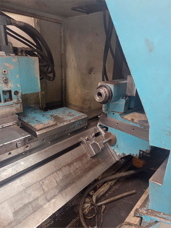 Torno CNC marca Lealde modelo TNC30