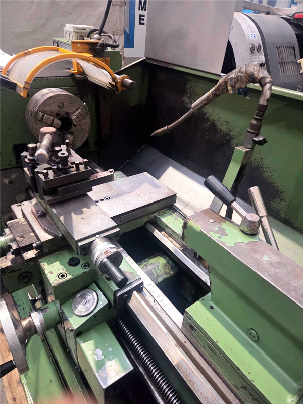Torno-Pinacho-S90-180_1