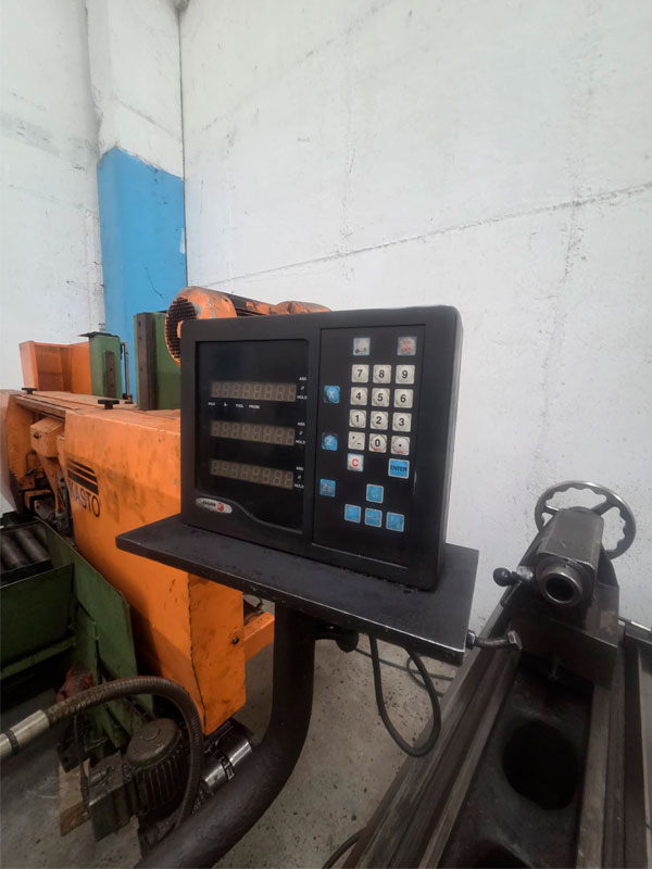 Torno paralelo Lafer-CR2_250