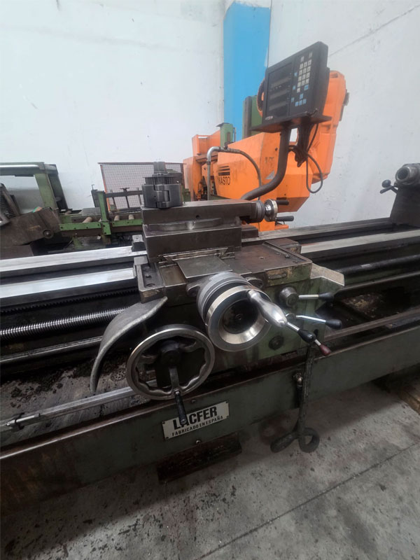 Torno paralelo Lafer-CR2_250